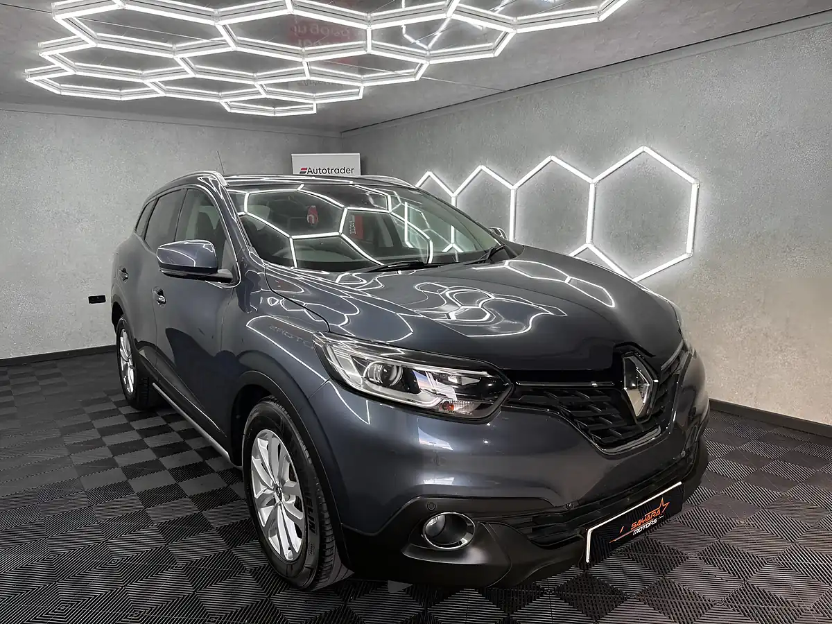 Used 2018 Renault Kadjar Dynamique Nav Grey - Interior and Exterior details 6