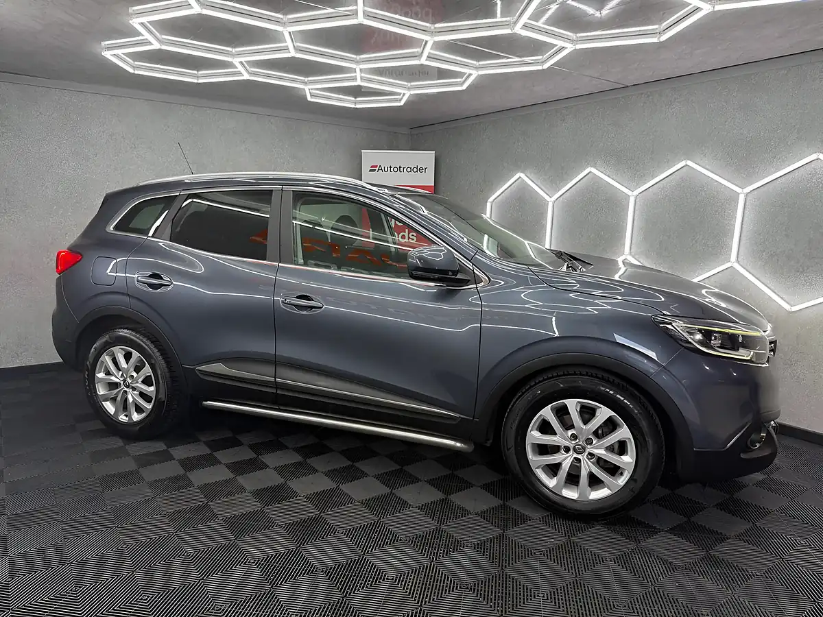 Used 2018 Renault Kadjar Dynamique Nav Grey - Interior and Exterior details 9