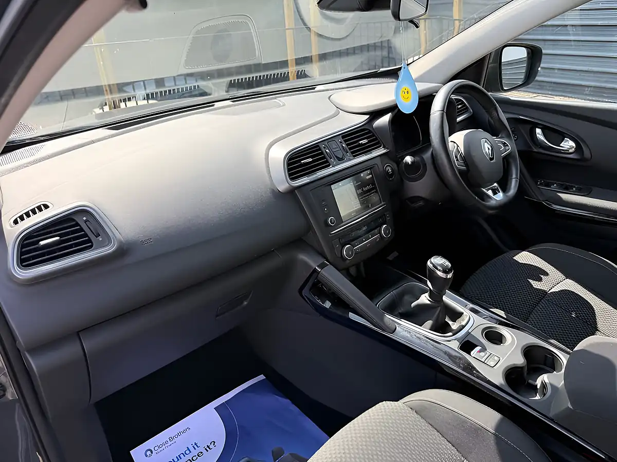 Used 2018 Renault Kadjar Dynamique Nav Grey - Interior and Exterior details 13