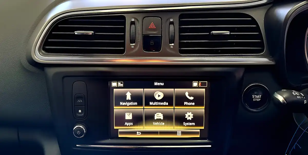 Used 2018 Renault Kadjar Dynamique Nav Grey - Interior and Exterior details 13