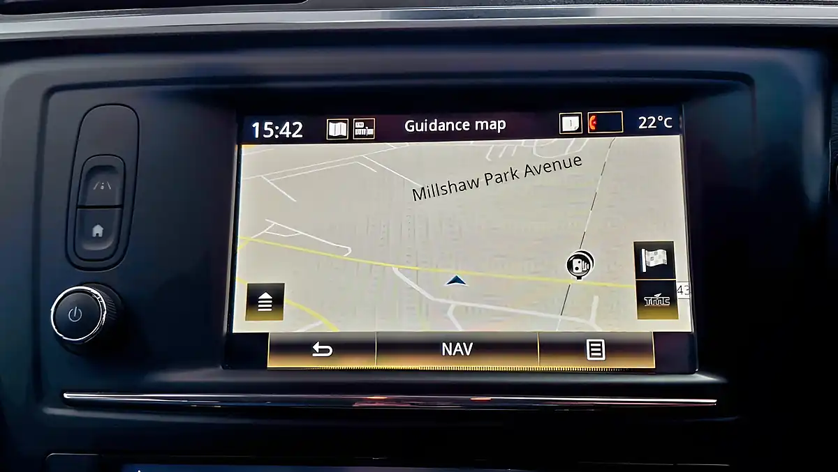 Used 2018 Renault Kadjar Dynamique Nav Grey - Interior and Exterior details 14
