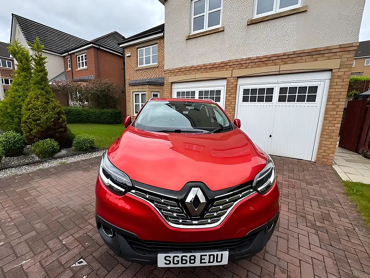 Used 2018 Renault Kadjar Dynamique Nav Red - Interior and Exterior details 12
