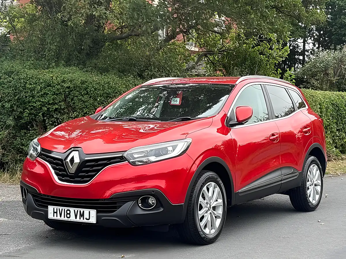 Used 2018 Renault Kadjar Dynamique Nav Red - Interior and Exterior details 3
