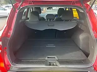 Used 2018 Renault Kadjar Dynamique Nav Red - Interior and Exterior details 17