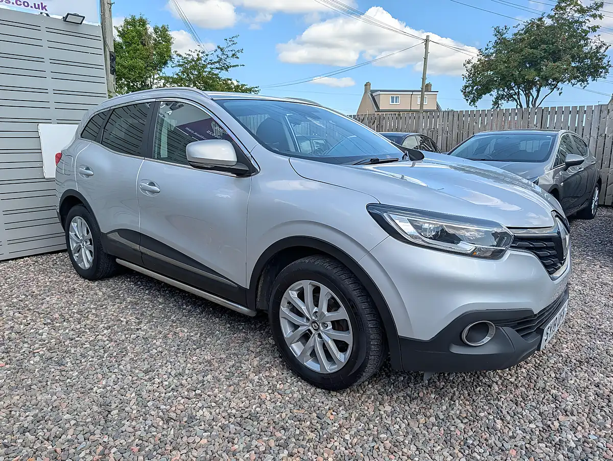 Used 2018 Renault Kadjar Dynamique Nav Silver - Interior and Exterior details 5
