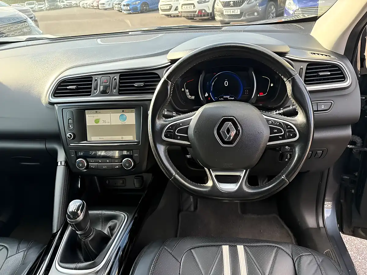 Used 2018 Renault Kadjar Dynamique Nav Titanium Grey - Interior and Exterior details 12