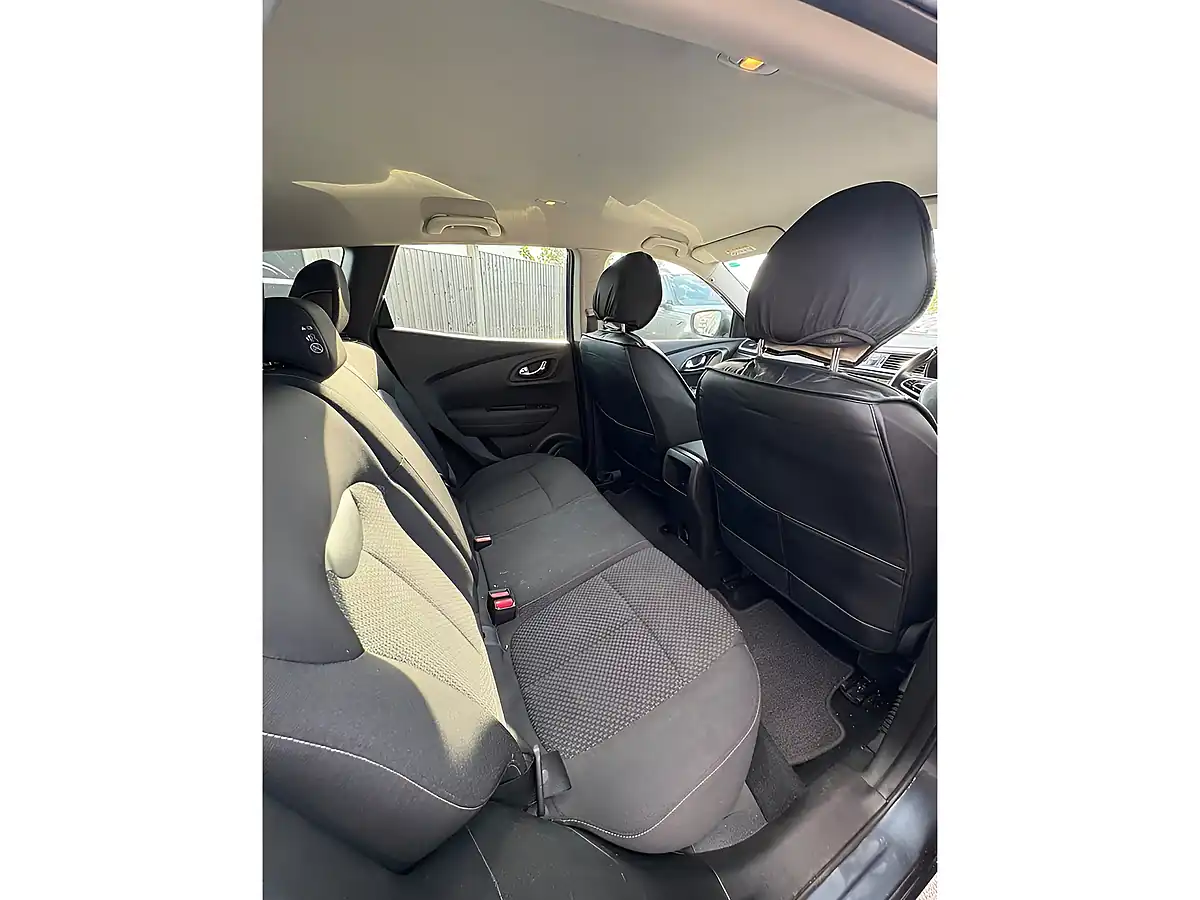 Used 2018 Renault Kadjar Dynamique Nav Titanium Grey - Interior and Exterior details 13