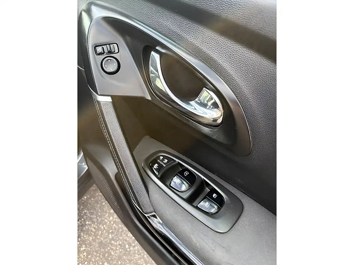 Used 2018 Renault Kadjar Dynamique Nav Titanium Grey - Interior and Exterior details 18