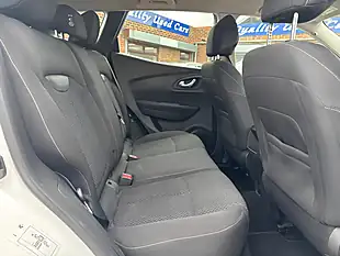 Used 2018 Renault Kadjar Dynamique Nav White - Interior and Exterior details 13