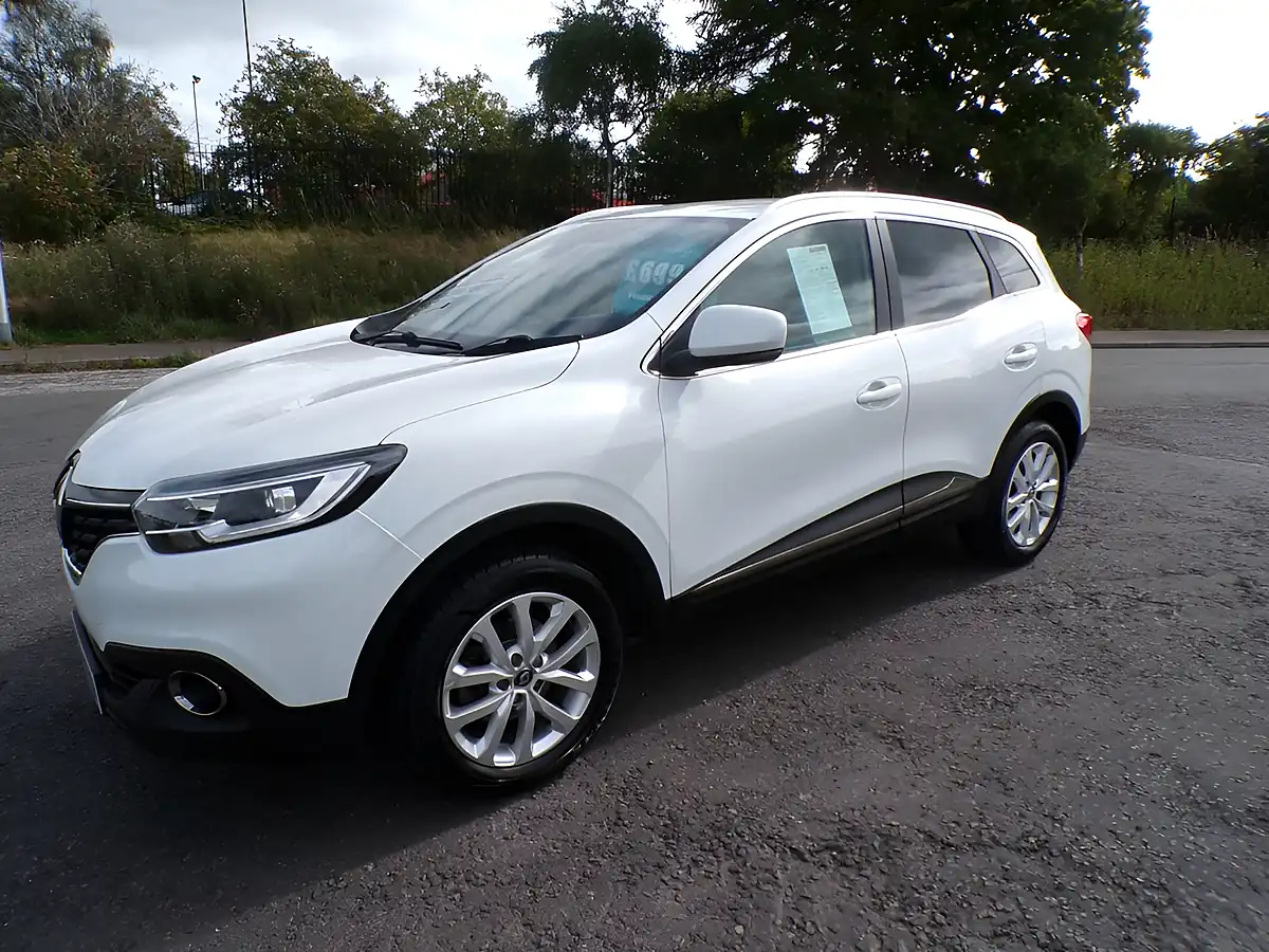 Used 2018 Renault Kadjar Dynamique Nav White - Interior and Exterior details 12