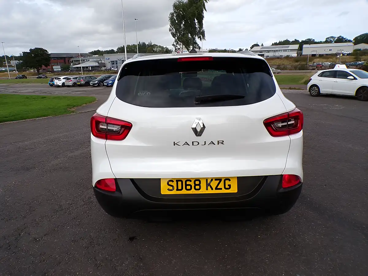 Used 2018 Renault Kadjar Dynamique Nav White - Interior and Exterior details 7
