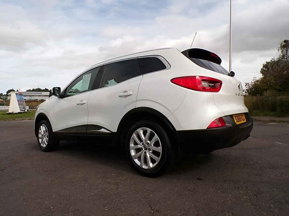 Used 2018 Renault Kadjar Dynamique Nav White - Interior and Exterior details 9