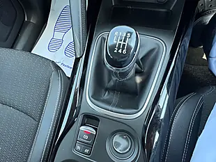 Used 2018 Renault Kadjar Dynamique S Nav Black - Interior and Exterior details 5
