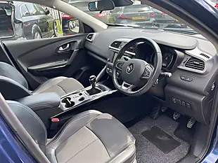 Used 2018 Renault Kadjar Dynamique S Nav Blue - Interior and Exterior details 9