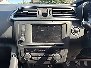 Used 2018 Renault Kadjar Dynamique S Nav Grey - Interior and Exterior details 14