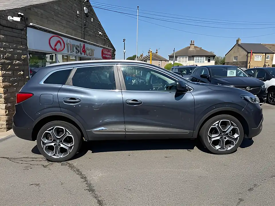 Used 2018 Renault Kadjar Dynamique S Nav Grey - Interior and Exterior details 6