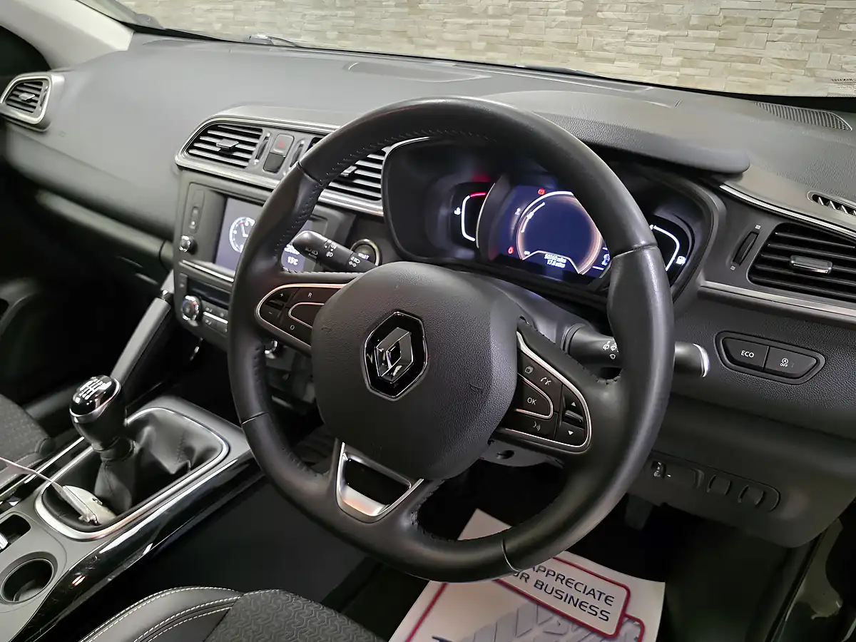 Used 2018 Renault Kadjar Dynamique S Nav Grey - Interior and Exterior details 5