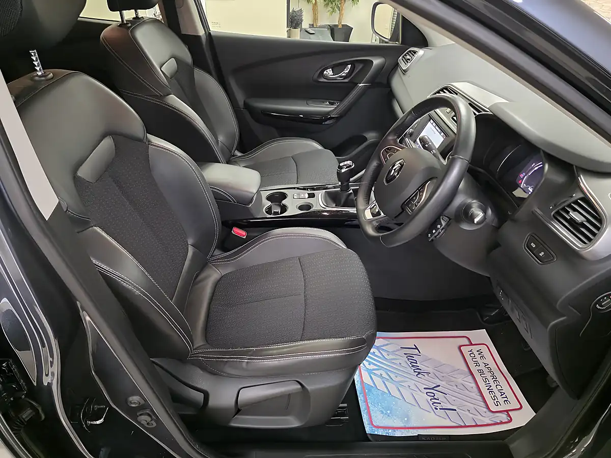 Used 2018 Renault Kadjar Dynamique S Nav Grey - Interior and Exterior details 6
