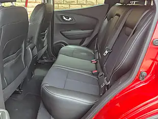 Used 2018 Renault Kadjar Dynamique S Nav Red - Interior and Exterior details 14