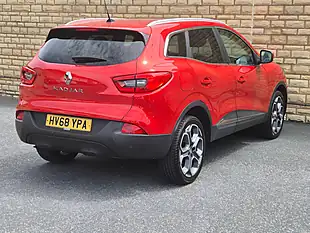 Used 2018 Renault Kadjar Dynamique S Nav Red - Interior and Exterior details 17