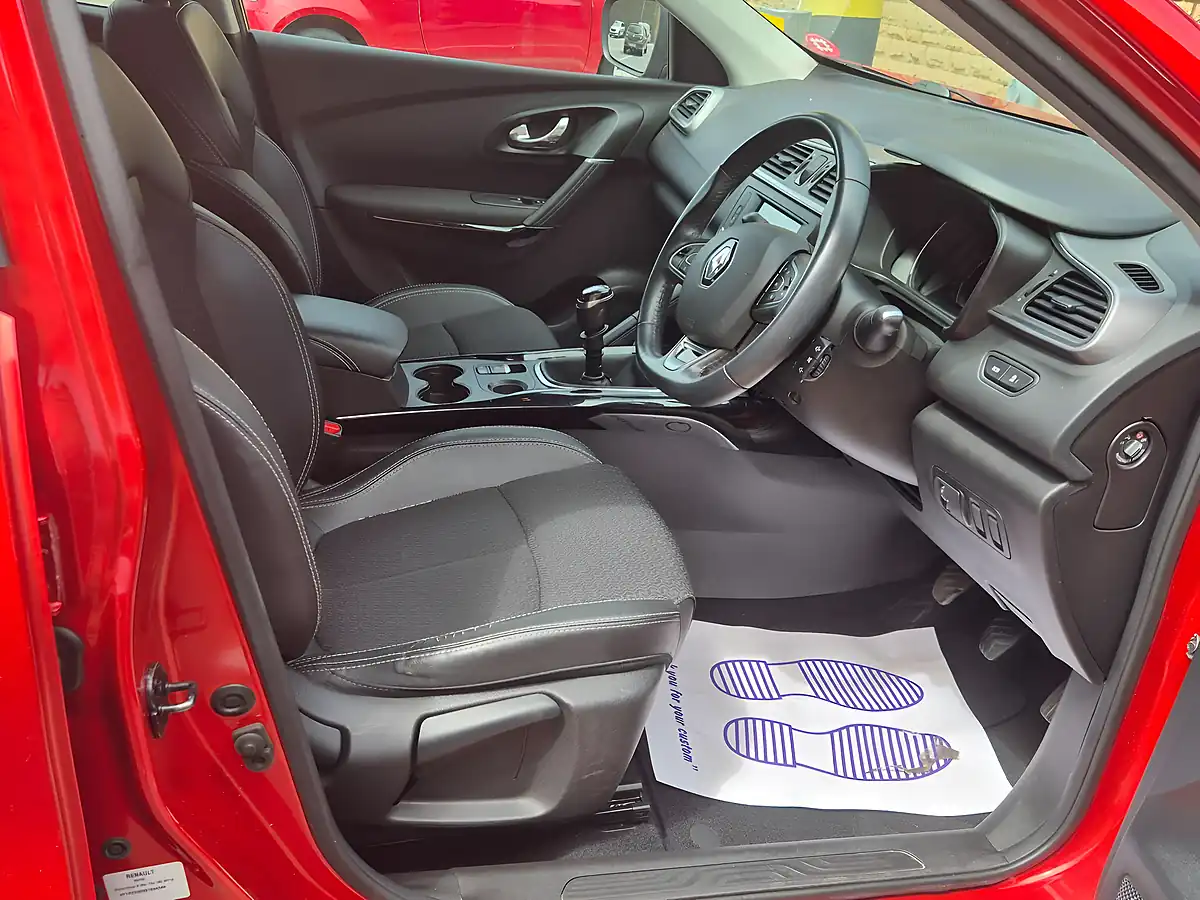 Used 2018 Renault Kadjar Dynamique S Nav Red - Interior and Exterior details 2