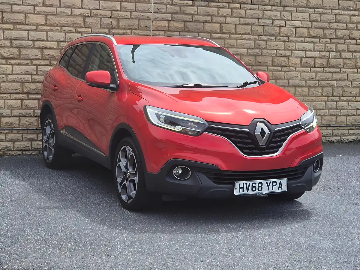 Used 2018 Renault Kadjar Dynamique S Nav Red - Interior and Exterior details 9