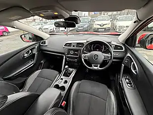 Used 2018 Renault Kadjar Dynamique S Nav Red - Interior and Exterior details 11