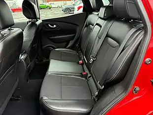 Used 2018 Renault Kadjar Dynamique S Nav Red - Interior and Exterior details 16