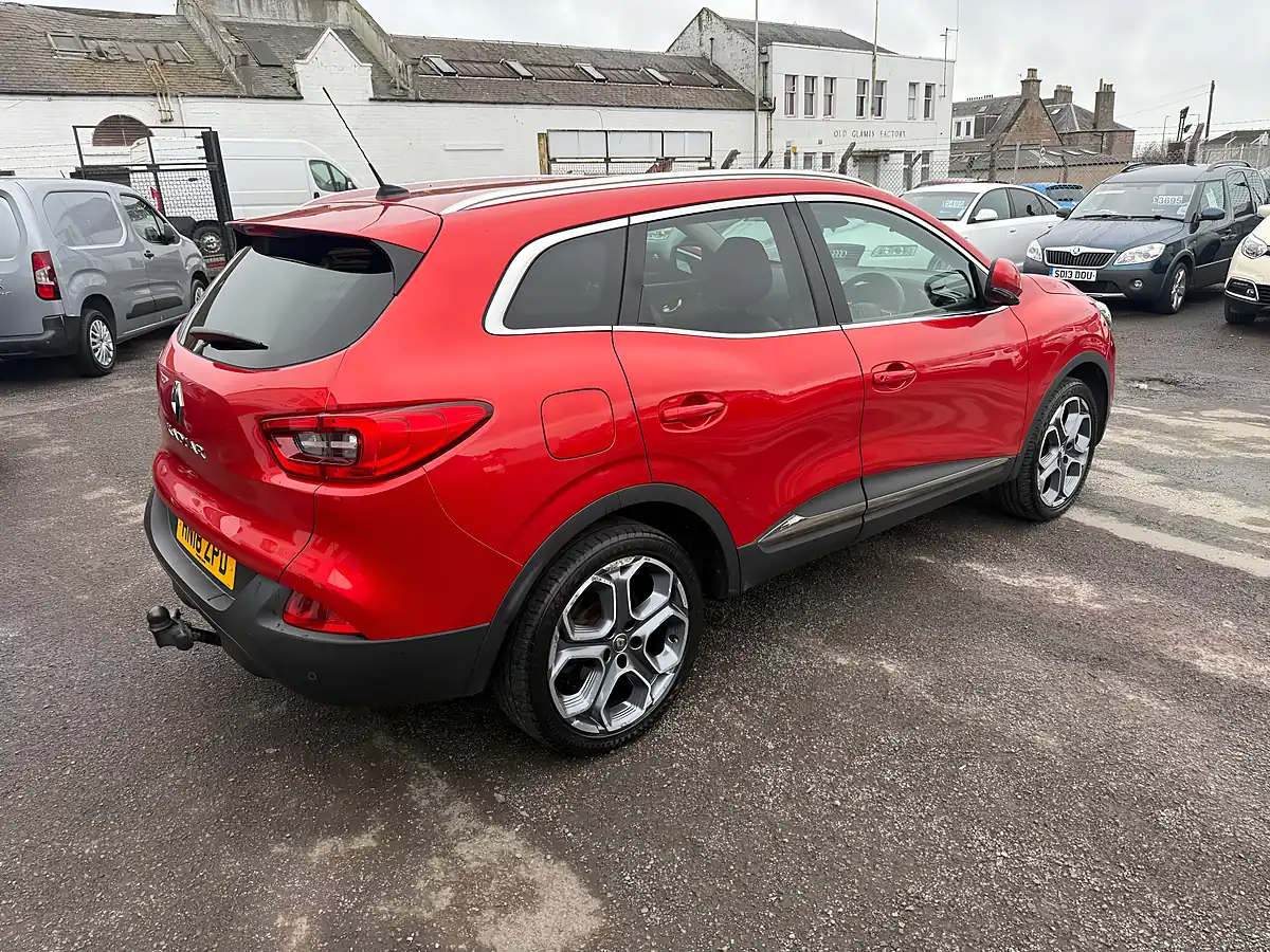Used 2018 Renault Kadjar Dynamique S Nav Red - Interior and Exterior details 3