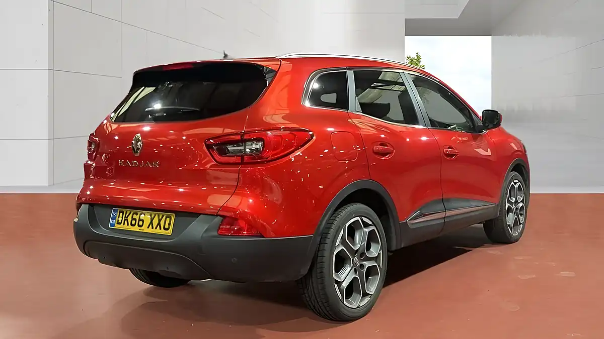 Used 2018 Renault Kadjar Dynamique S Nav Red - Interior and Exterior details 4