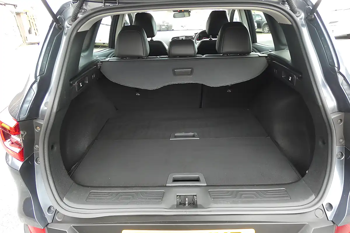 Used 2018 Renault Kadjar Dynamique S Nav Titanium Grey - Interior and Exterior details 10