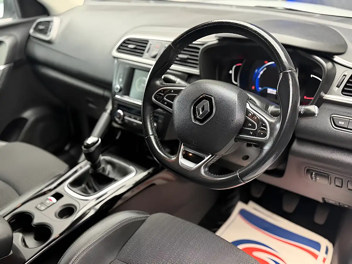Used 2018 Renault Kadjar Dynamique S Nav White - Interior and Exterior details 12