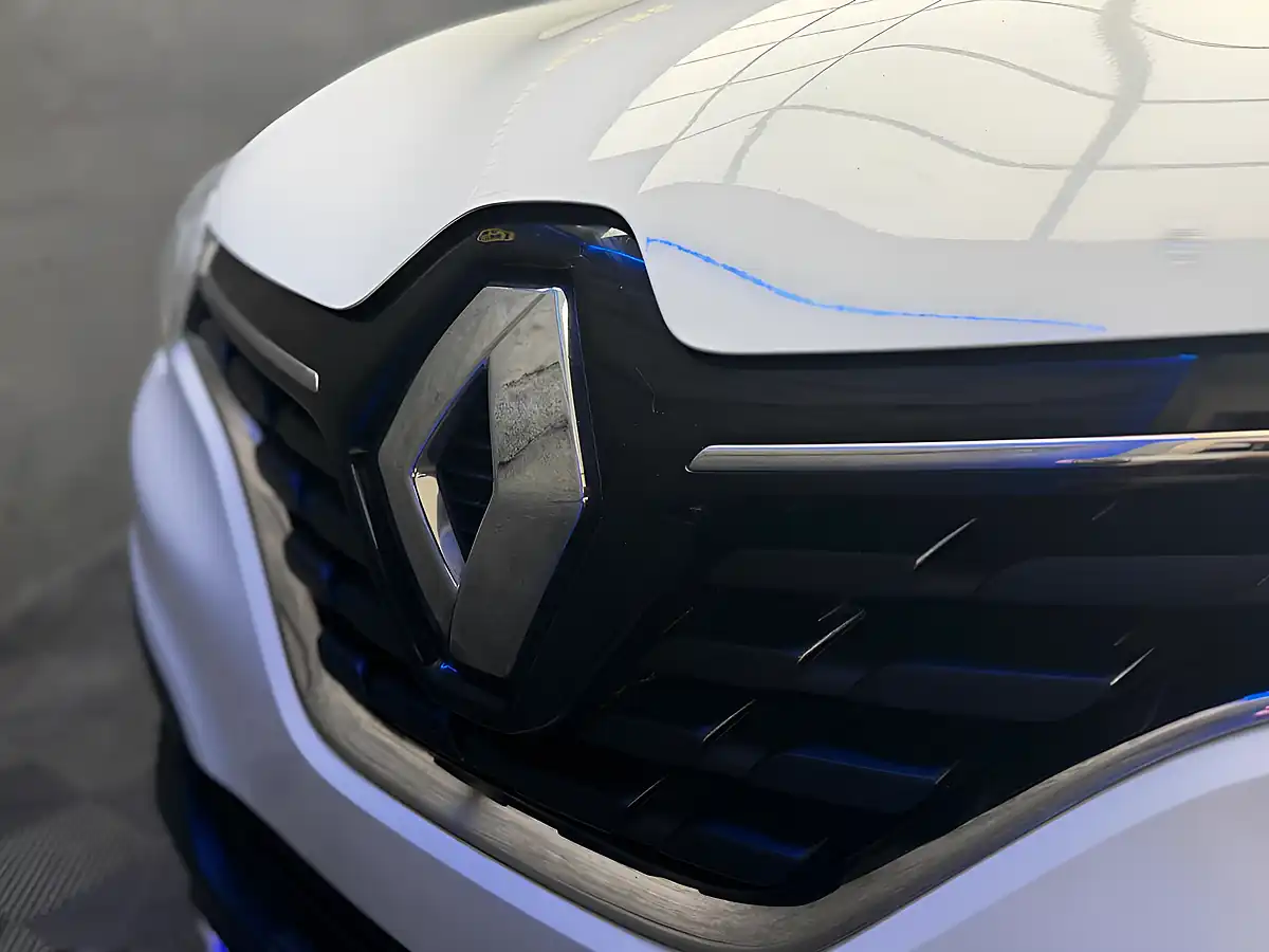 Used 2018 Renault Kadjar Dynamique S Nav White - Interior and Exterior details 9