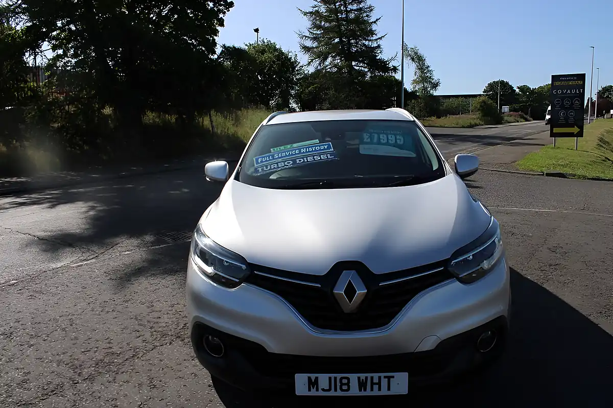 Used 2018 Renault Kadjar Dynamique S Silver - Interior and Exterior details 16