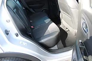 Used 2018 Renault Kadjar Dynamique S Silver - Interior and Exterior details 4