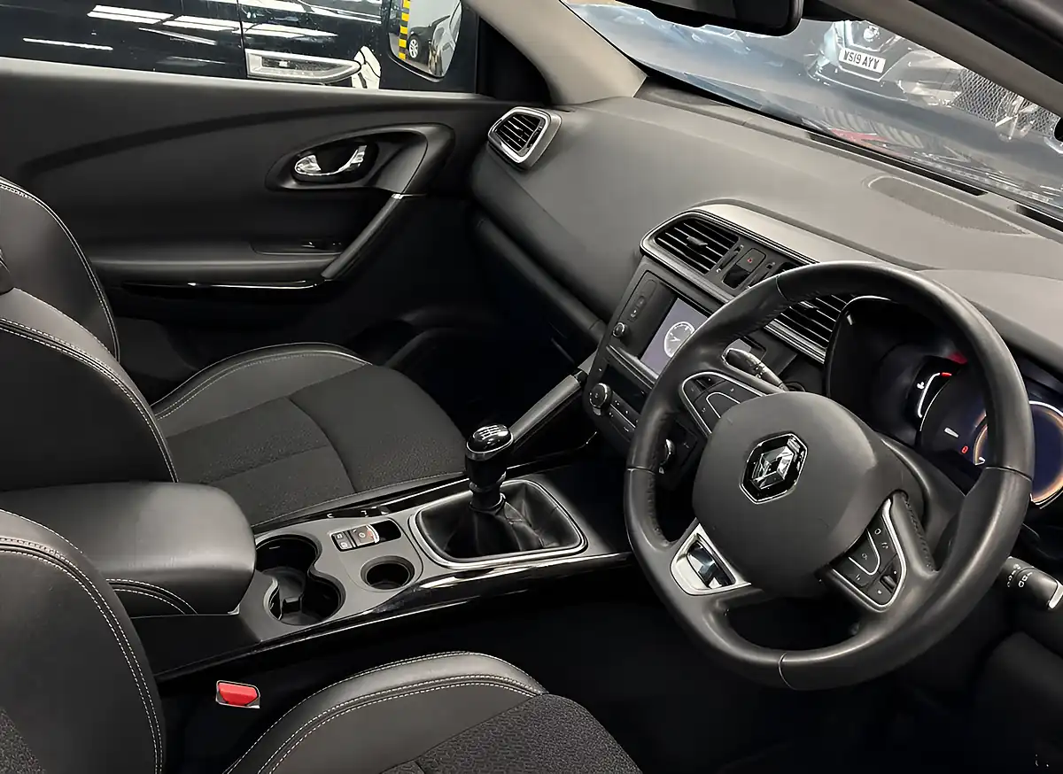 Used 2018 Renault Kadjar Dynamique Se Nav Grey - Interior and Exterior details 2