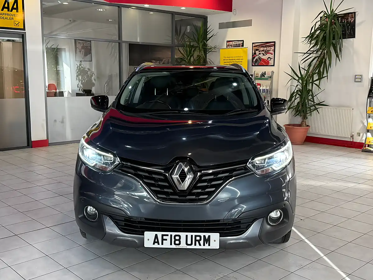 Used 2018 Renault Kadjar Signature Nav Grey - Interior and Exterior details 4