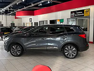 Used 2018 Renault Kadjar Signature Nav Grey - Interior and Exterior details 5