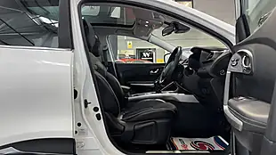 Used 2018 Renault Kadjar Signature Nav White - Interior and Exterior details 10