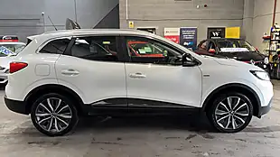 Used 2018 Renault Kadjar Signature Nav White - Interior and Exterior details 8