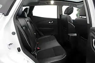 Used 2018 Renault Kadjar Signature Nav White - Interior and Exterior details 19
