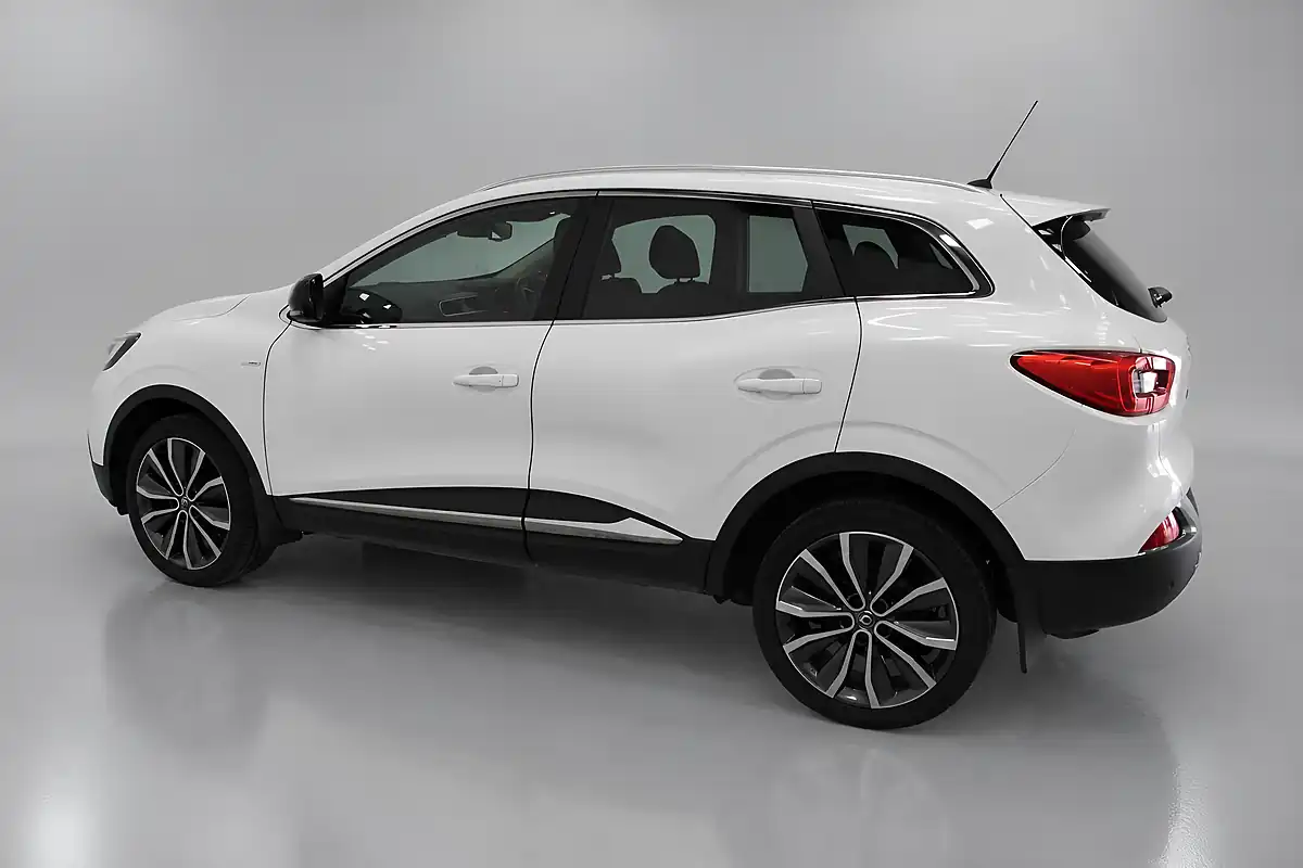 Used 2018 Renault Kadjar Signature Nav White - Interior and Exterior details 7