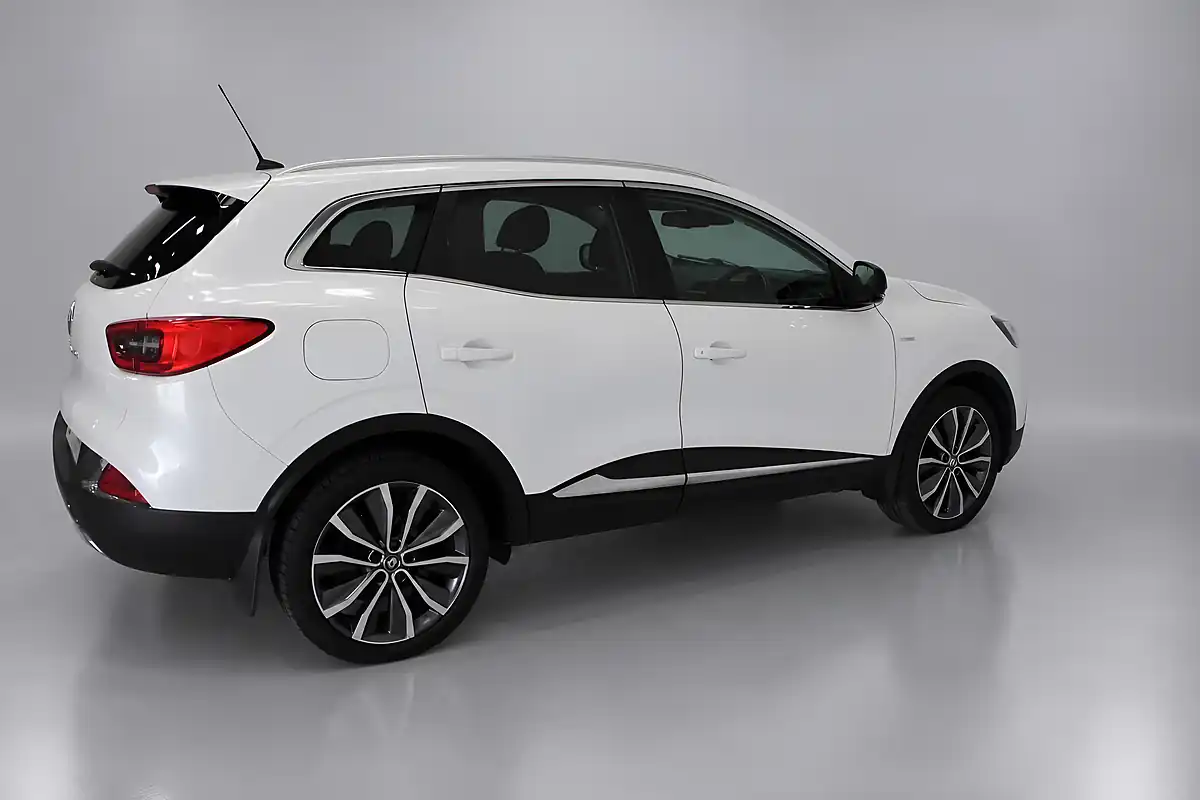 Used 2018 Renault Kadjar Signature Nav White - Interior and Exterior details 8