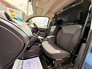 Used 2018 Renault Kangoo Business+ Blue - Interior and Exterior details 13