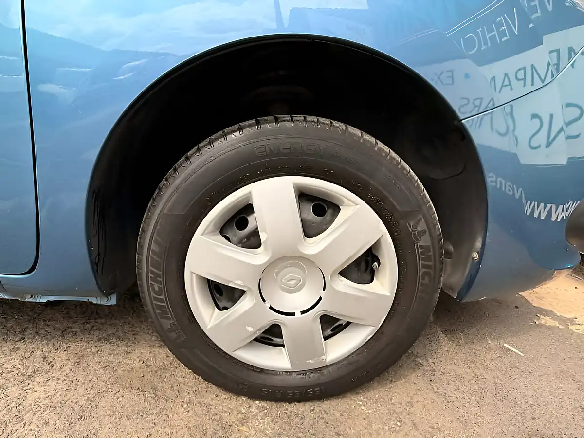 Used 2018 Renault Kangoo Business+ Blue - Interior and Exterior details 19