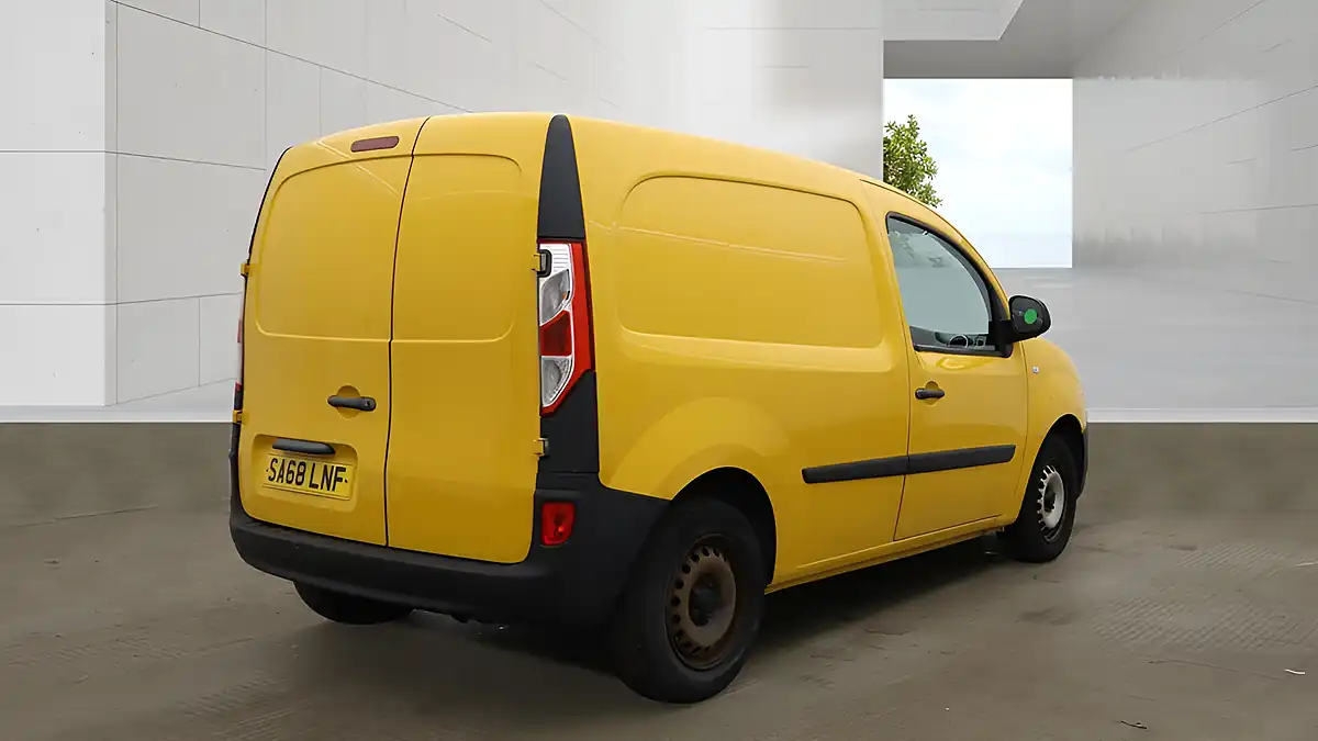 Used 2018 Renault Kangoo Business White - Interior and Exterior details 4