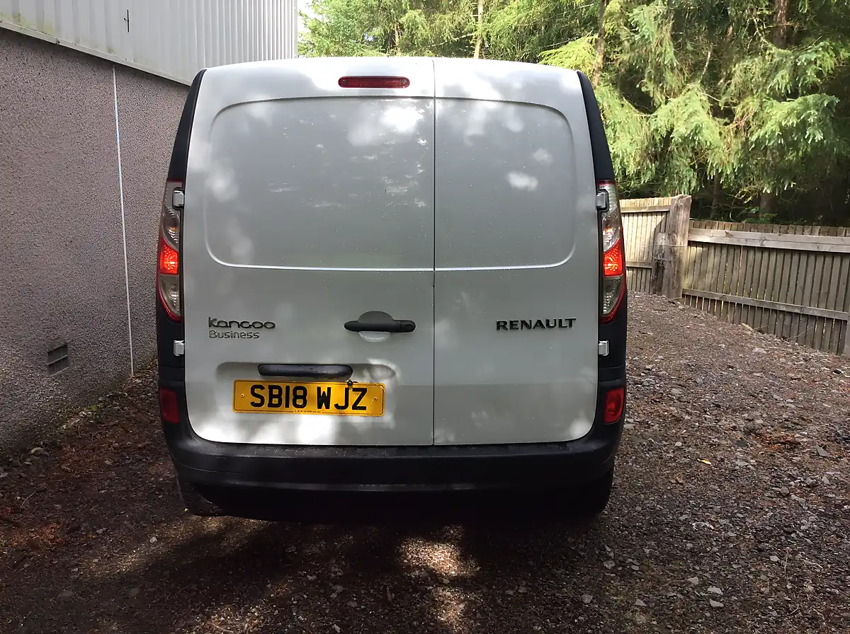 Used 2018 Renault Kangoo Business White - Interior and Exterior details 6