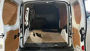 Used 2018 Renault Kangoo Business+ White - Interior and Exterior details 8