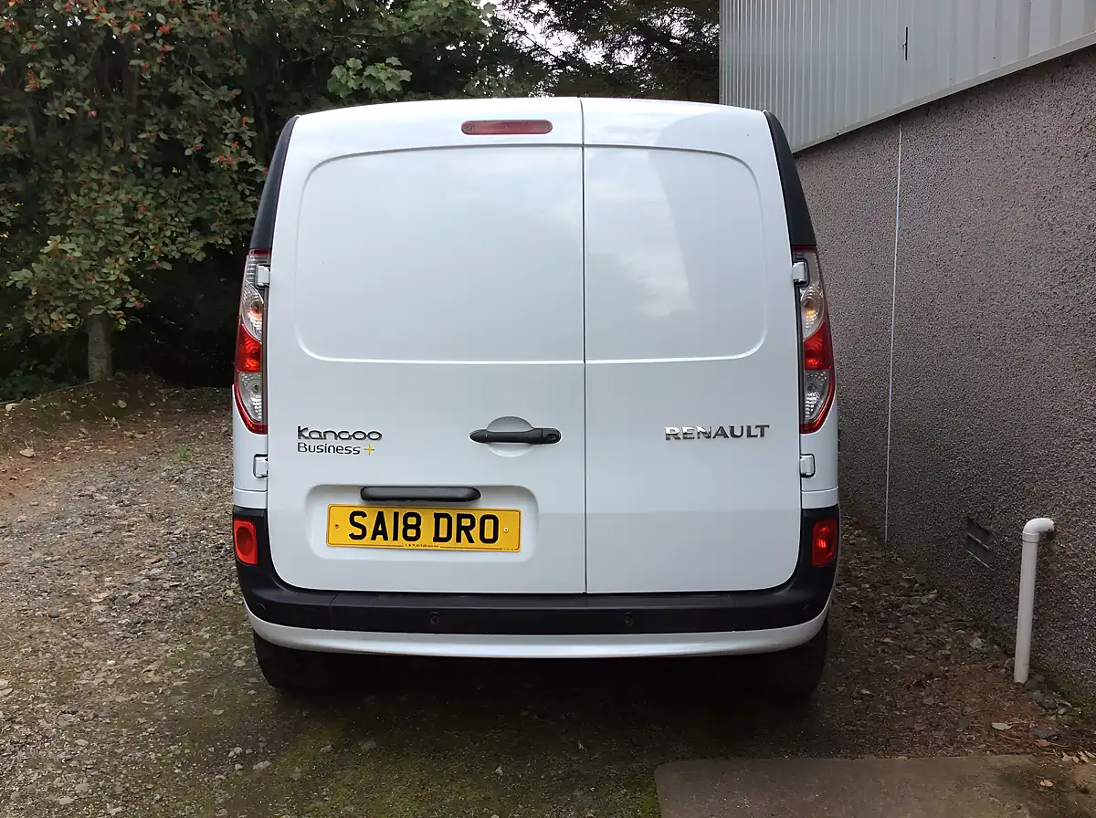 Used 2018 Renault Kangoo Business+ White - Interior and Exterior details 7