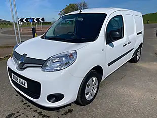 Used 2018 Renault Kangoo Maxi Business+ White - Interior and Exterior details 15